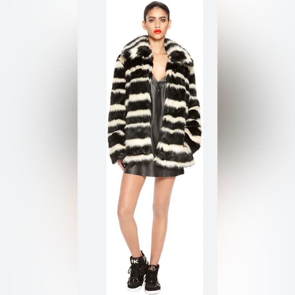 DKNY DONNA KARAN NYC FAUX FUR STRIPED COAT SMALL